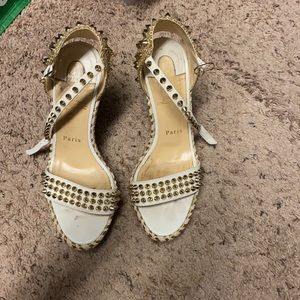 Christian louboutin wedge spike white sandal 38